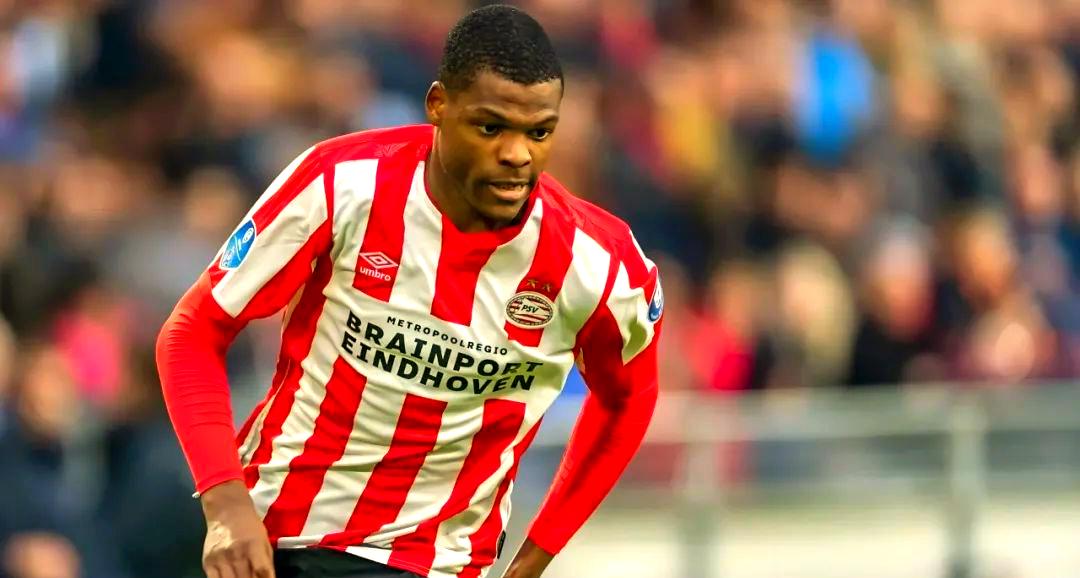 包含今晚西甲传出新动向；费耶诺德状态回暖；管理层表态：赛场秩序良好；球队文化再被提及的词条