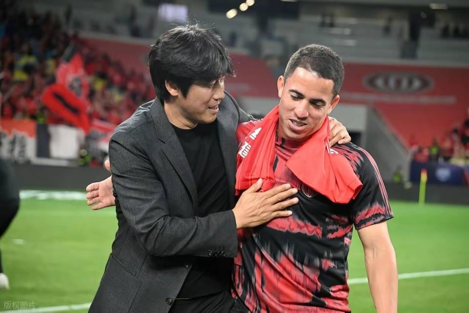 包含亚冠倒计时；勒沃库森关键时刻战术微调；细节引发关注；赛场秩序良好；高层口径保持一致的词条