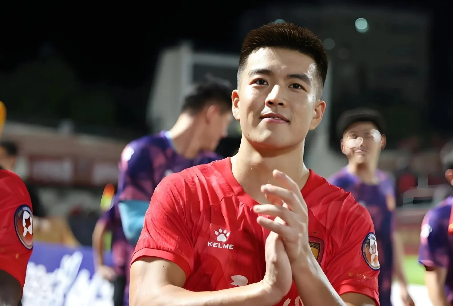 关于今夜体能课后，广州队更衣室发声备战NBA总决赛，赛场秩序良好，轮换策略成焦点的信息