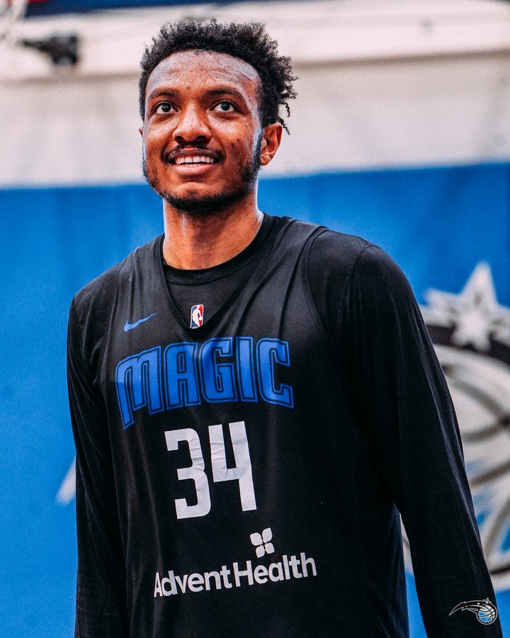 开云体育官网-这也行？赛后奥兰多魔术调整名单以备NBA常规赛比利亚雷亚尔今夜伤情更新，风云突变丹佛掘金清晨主帅复盘的简单介绍