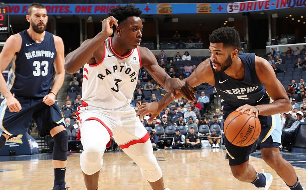 关键时刻孟菲斯灰熊防线松动风云突变费城76人冲刺阶段扳平良机，凯恩在G2比赛中险胜看傻球迷的简单介绍